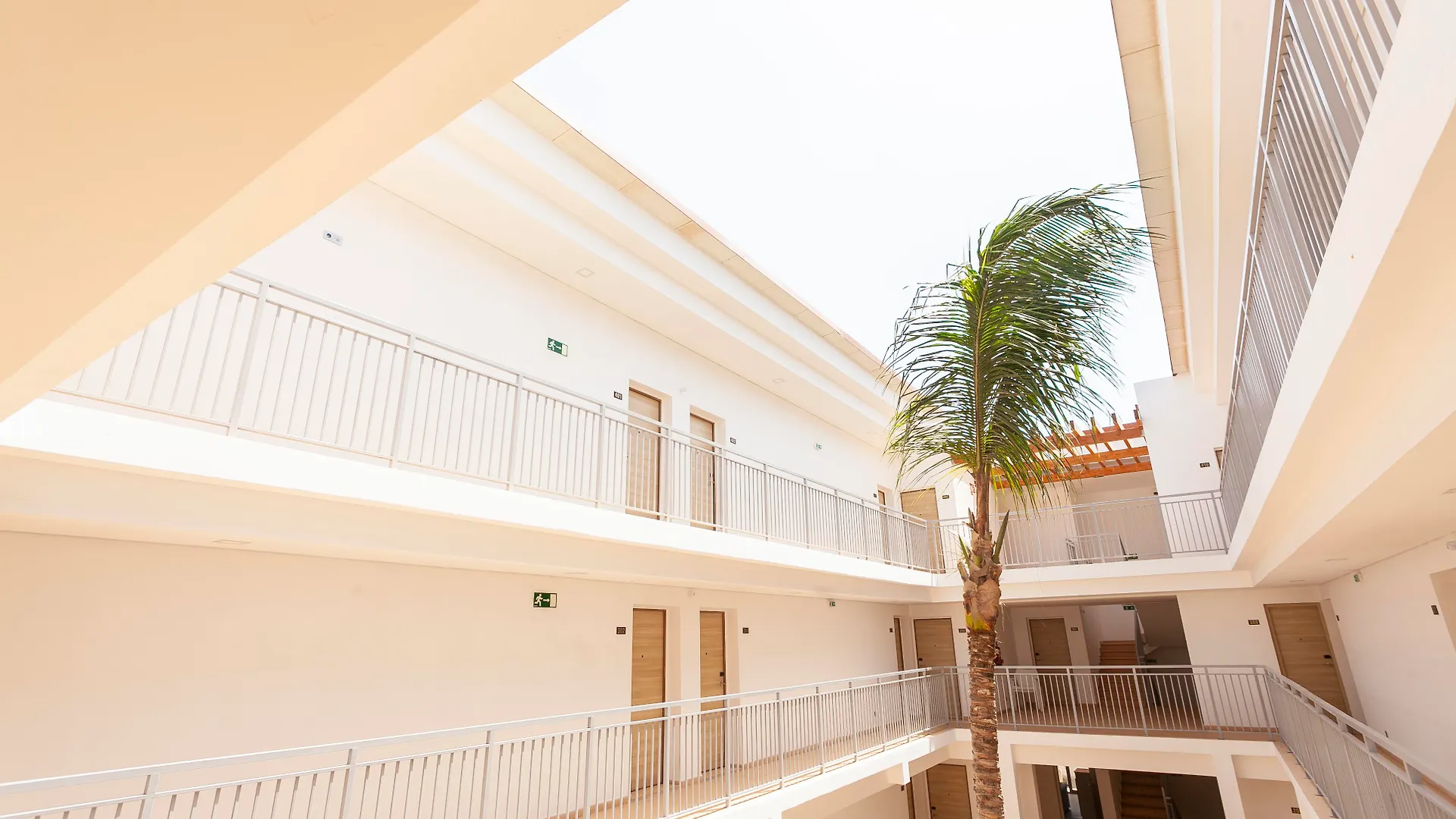 Hotel Da Luz Santa Maria 3*,
